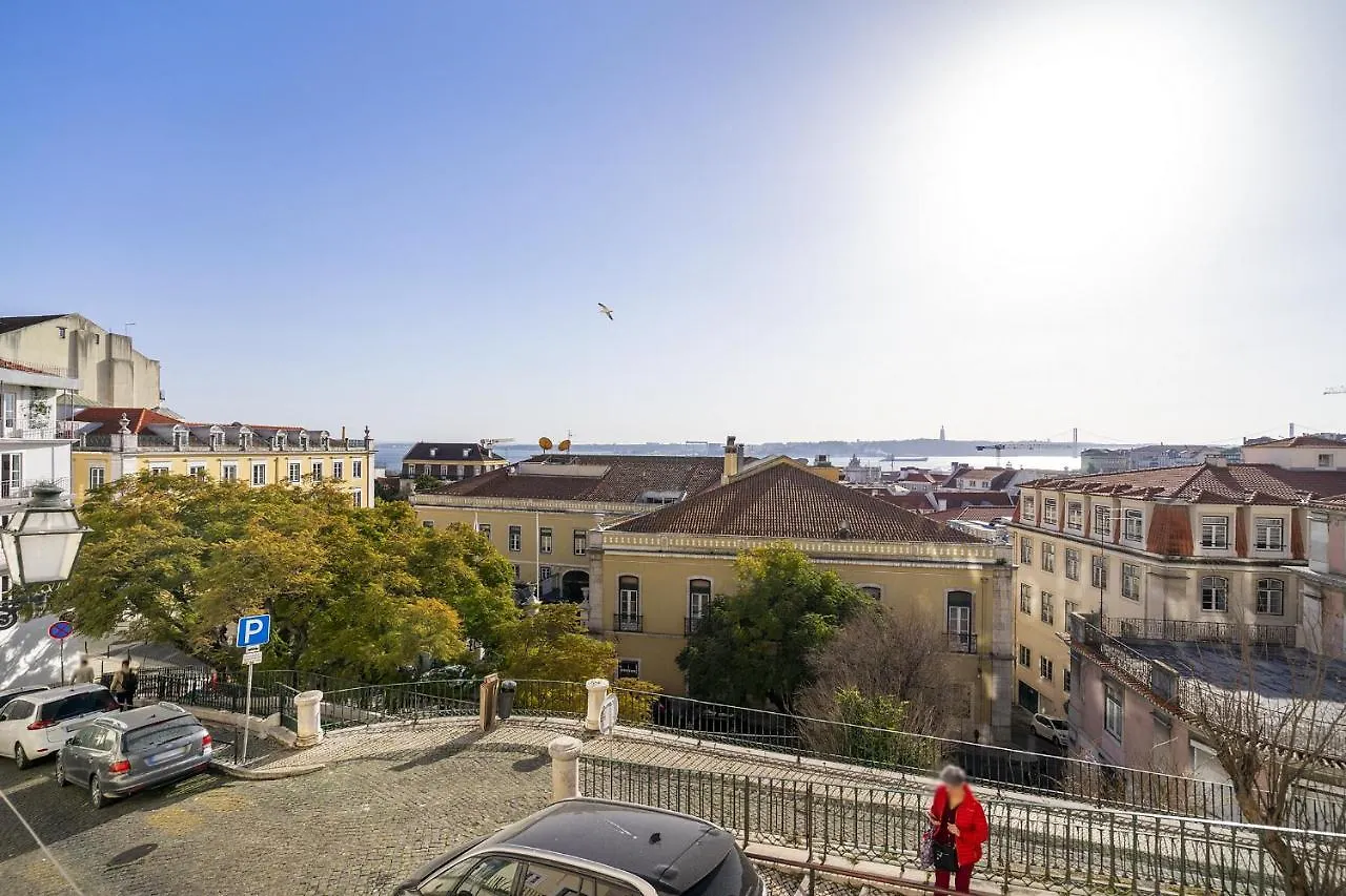 Whome Historic Centre Modern Masterpiece W River Views Lisboa البرتغال